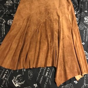 Light brown suede skirt w/ fit and flare
